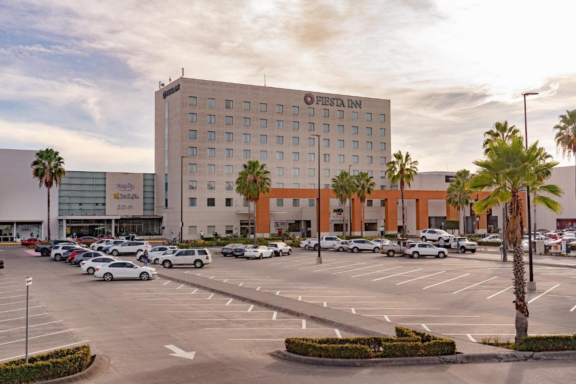 Fiesta Inn Tepic Buitenkant foto